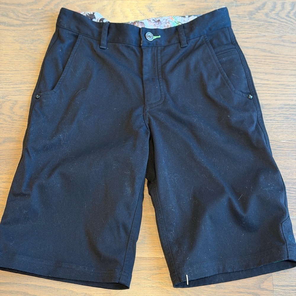 Lululemon Mens Flat Front Casual Hiking Shorts Size 32 Black Y2K